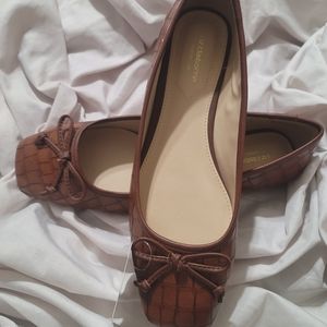 Crocodile Inspired Flats